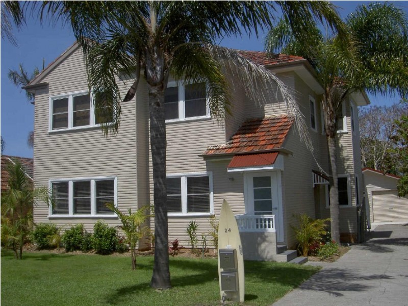 2/24  Robert Street, Forster NSW 2428