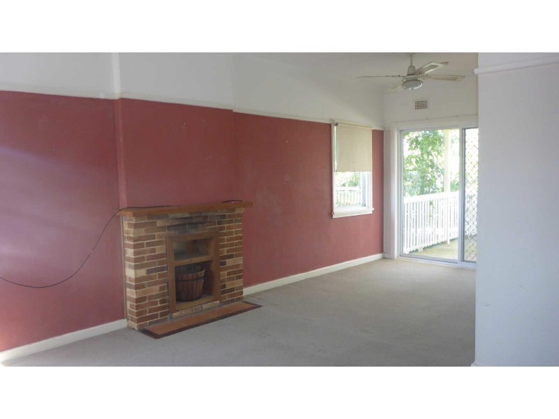 2/24  Robert Street, Forster NSW 2428