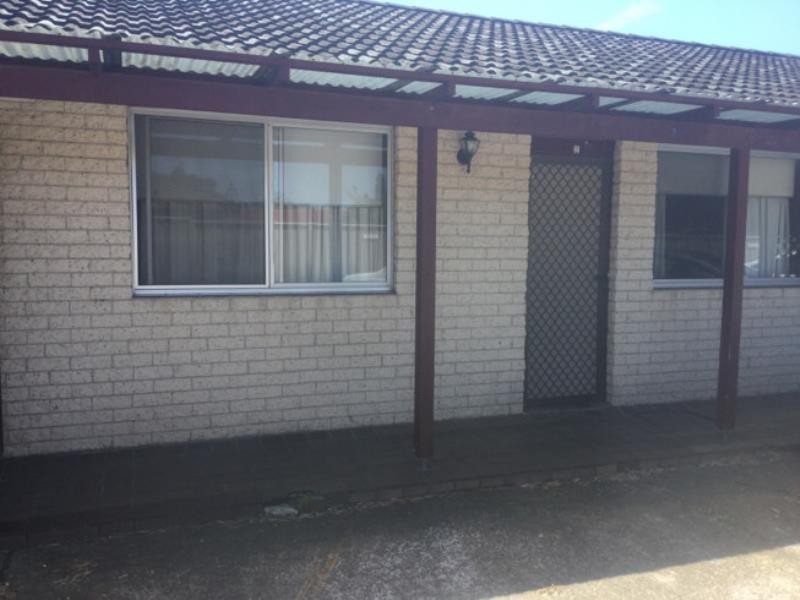 2/7 Short Street, Tuncurry NSW 2428