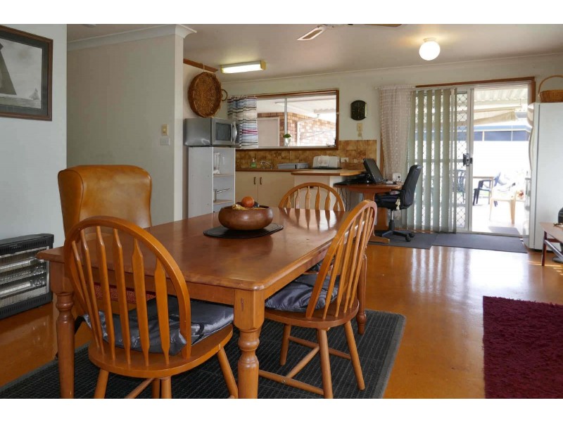 21  Discovery Drive, Forster NSW 2428