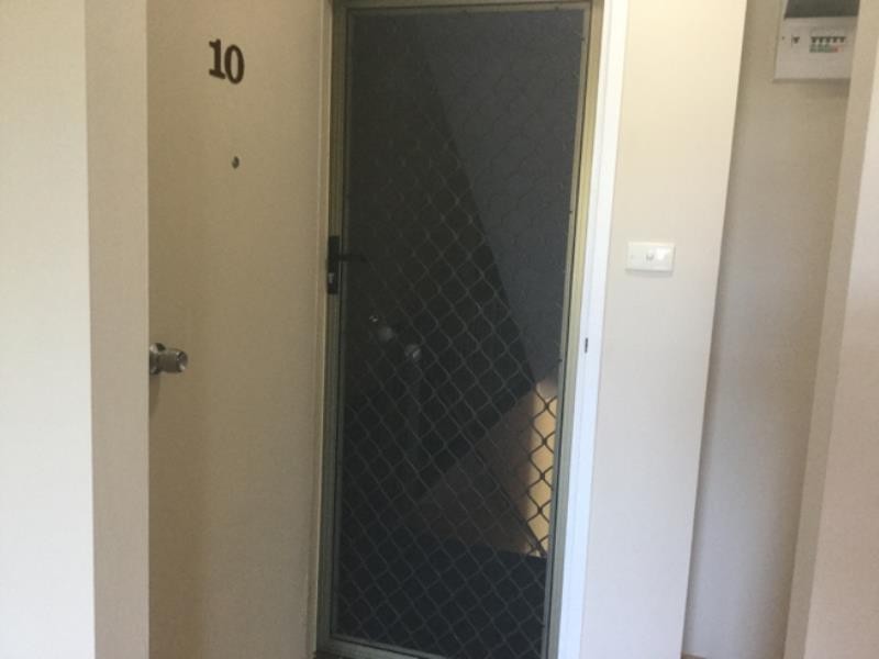 10/94  “Braemar”, Little Street, Forster NSW 2428