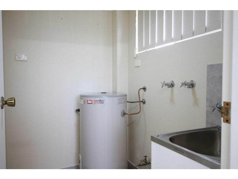 10/94  “Braemar”, Little Street, Forster NSW 2428