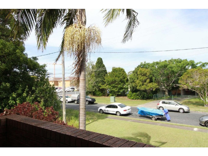 10/94  “Braemar”, Little Street, Forster NSW 2428