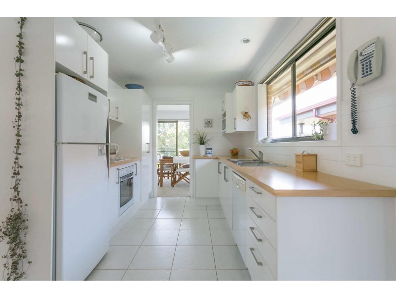 72  Lakeview Crescent, Forster NSW 2428