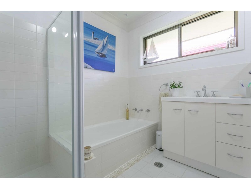72  Lakeview Crescent, Forster NSW 2428