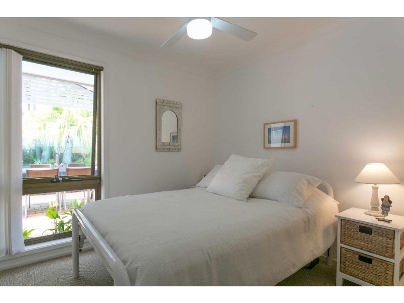 72  Lakeview Crescent, Forster NSW 2428