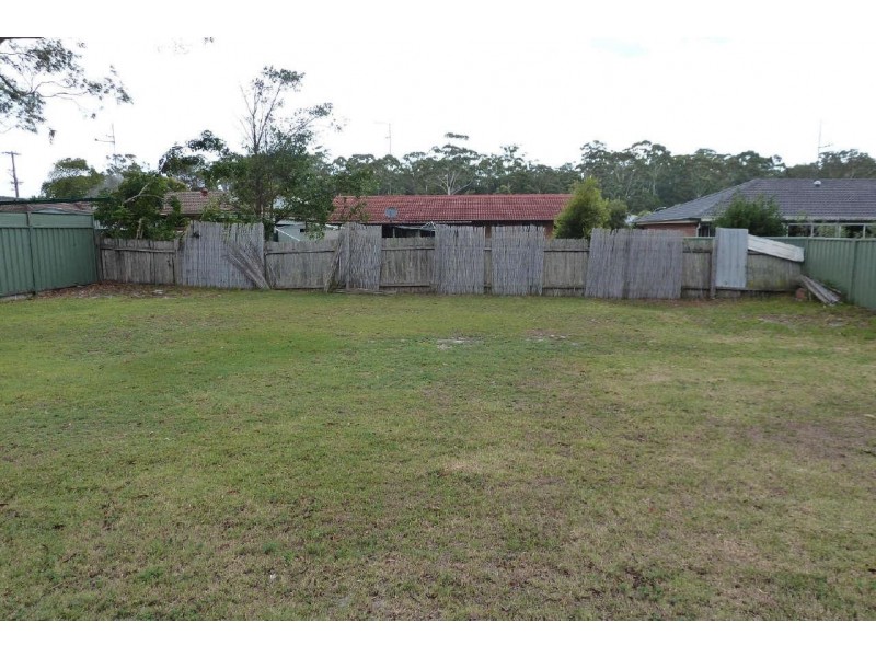 18  Mills Parade, Tuncurry NSW 2428