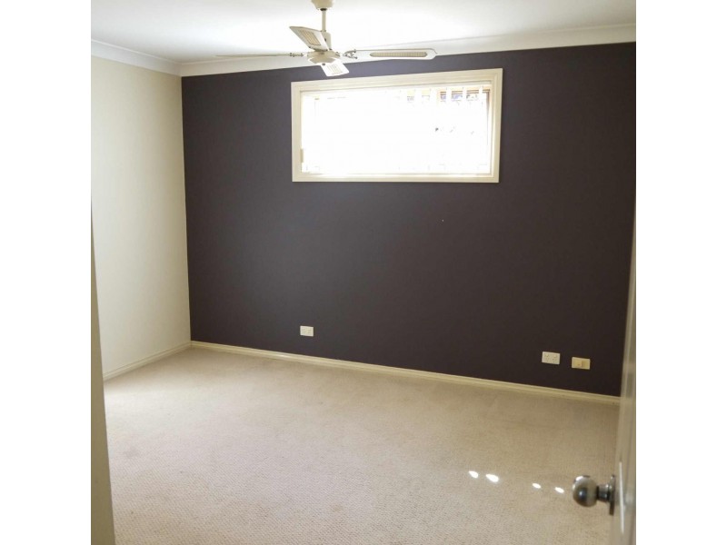 4  Paradise Avenue, Forster NSW 2428