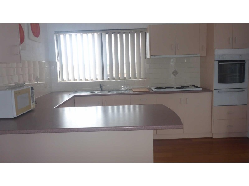 6/17  Dolphin Place, Tuncurry NSW 2428