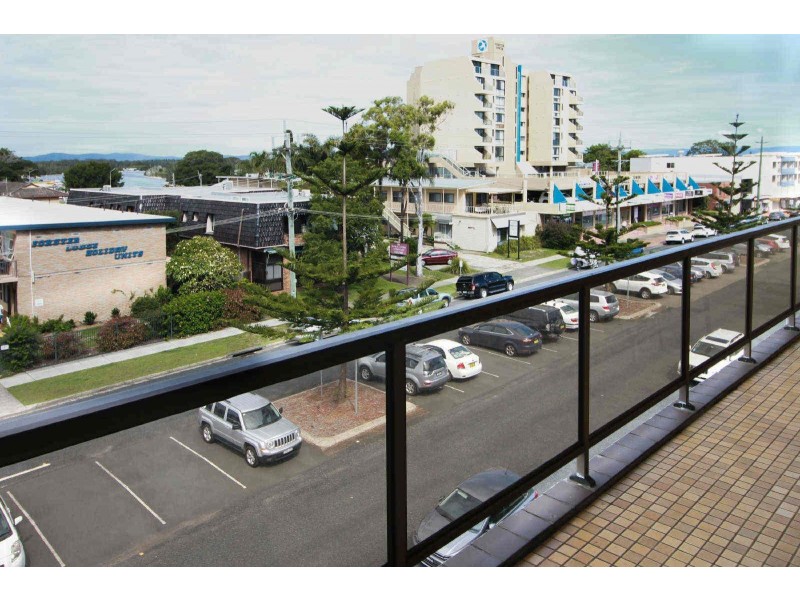 15/15-17 Wallis Street, Forster NSW 2428