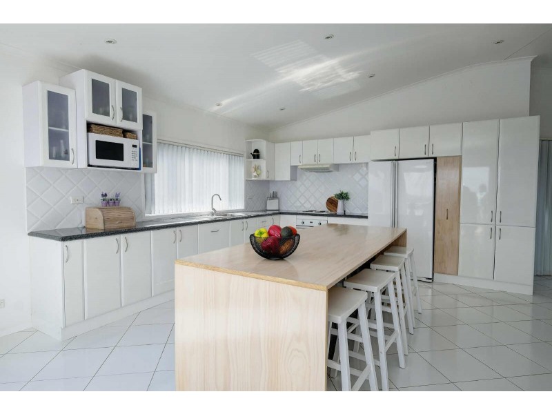 8  The Bridle Path, Tallwoods Village NSW 2430