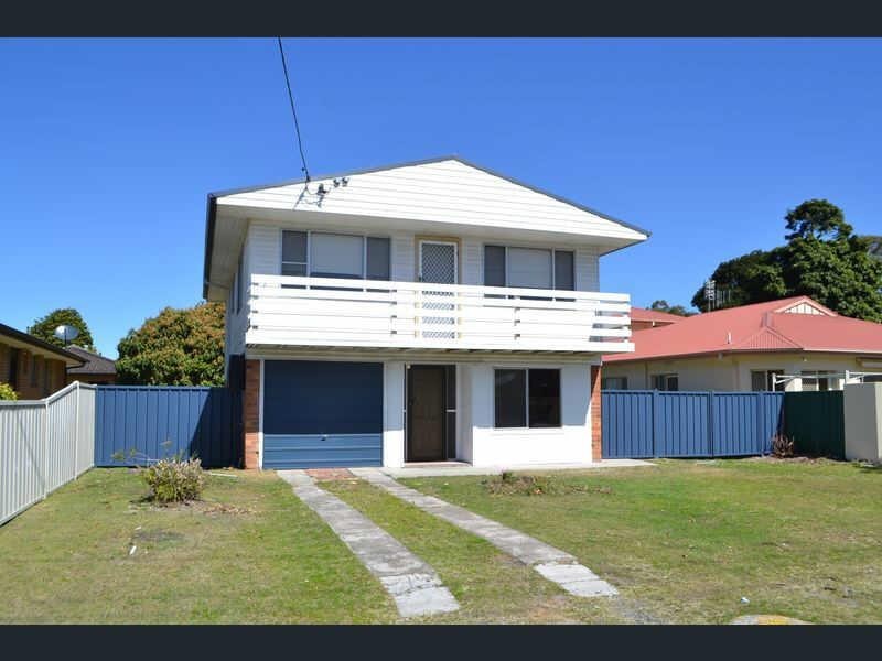 8  Mark Street, Forster NSW 2428