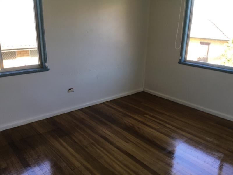 8  Mark Street, Forster NSW 2428