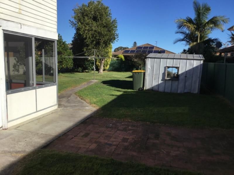 8  Mark Street, Forster NSW 2428