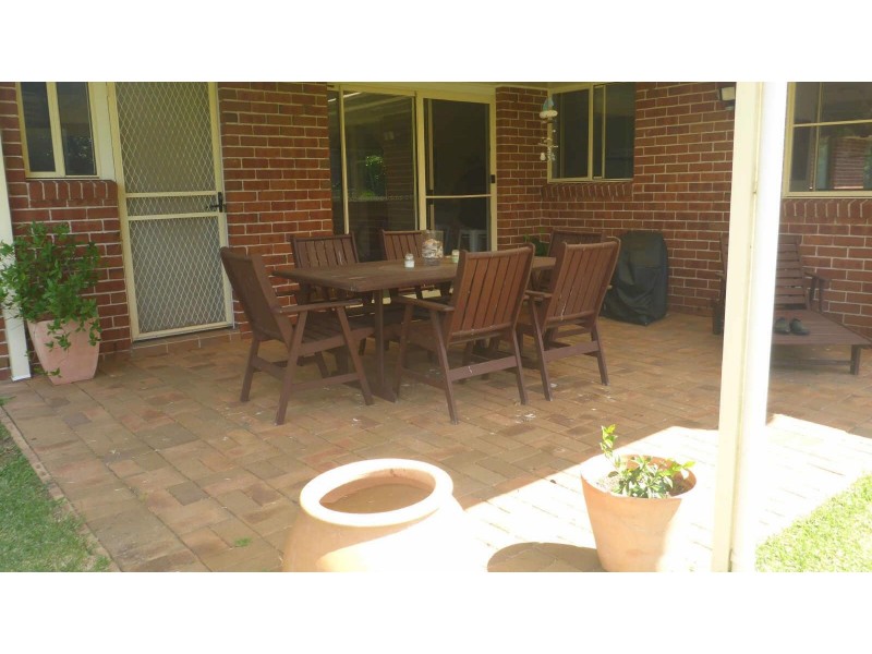 5  Ell Close, Forster NSW 2428