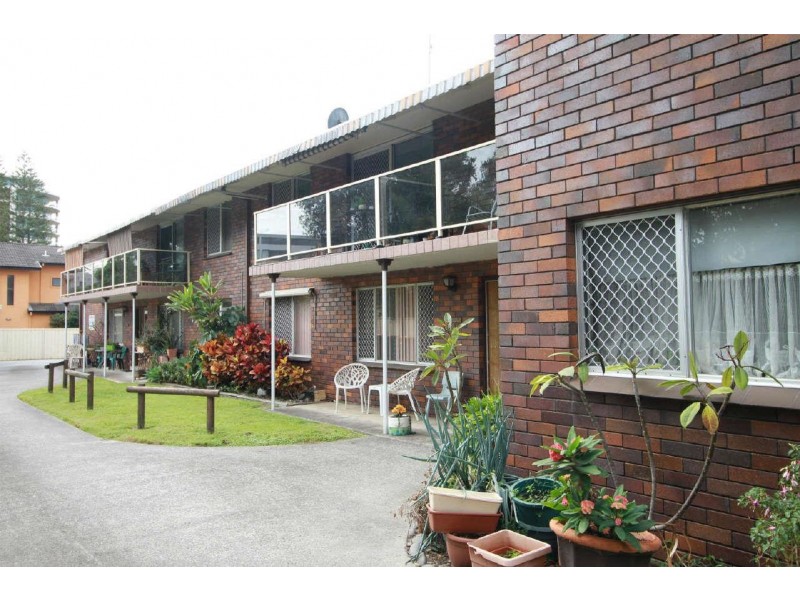 8/15  Lake Street, Forster NSW 2428