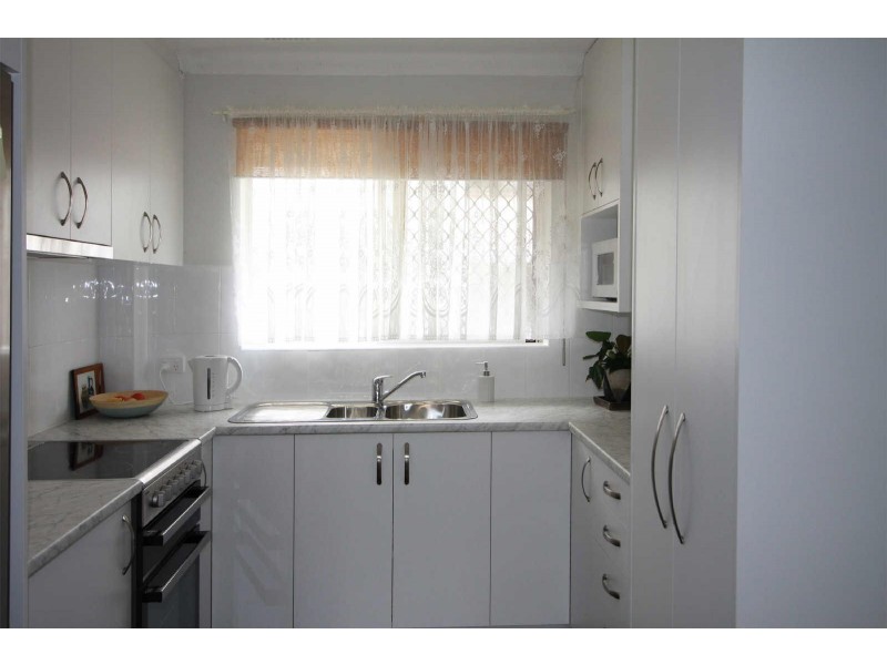 8/15  Lake Street, Forster NSW 2428