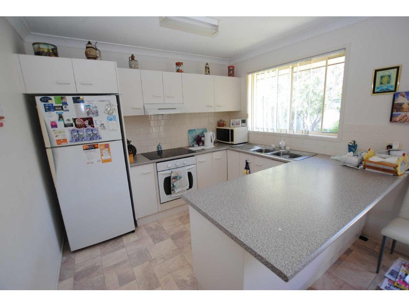 10/17  Gleneon Drive, Forster NSW 2428