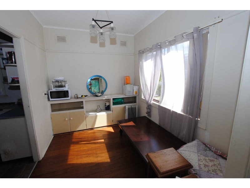 2  Lake Street, Tuncurry NSW 2428