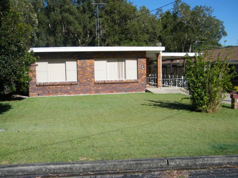 4  James Street, Forster NSW 2428
