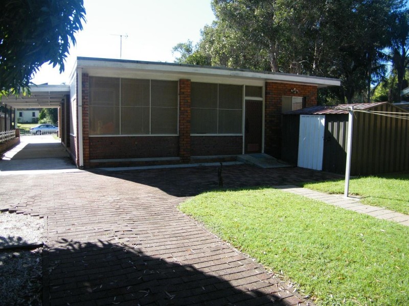 4  James Street, Forster NSW 2428