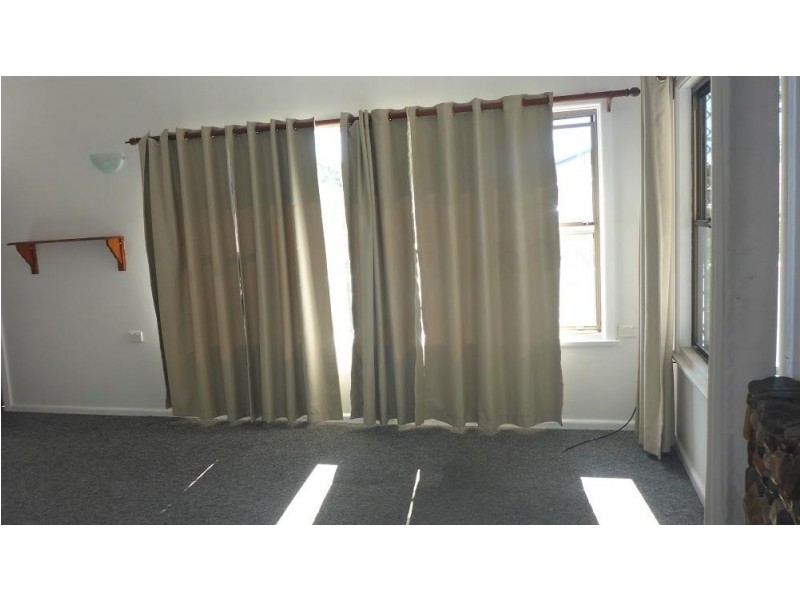 8  Catherine Street, Tuncurry NSW 2428