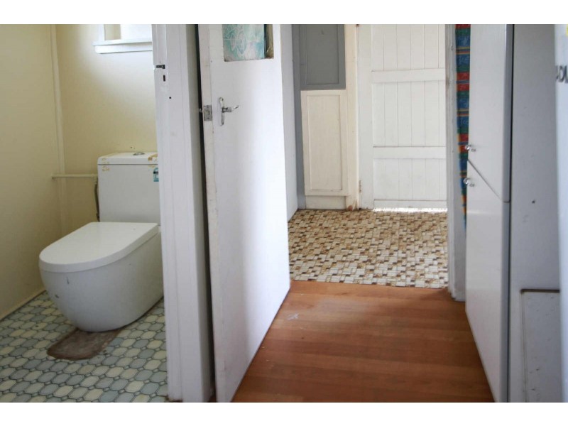 31  MacIntosh Street, Forster NSW 2428