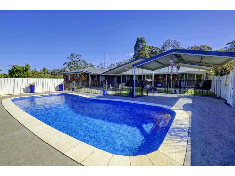 67  Oakview Drive, Hallidays Point NSW 2430