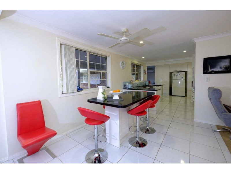 67  Oakview Drive, Hallidays Point NSW 2430