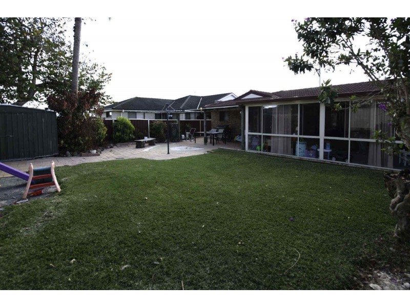 8  Blundell Avenue, Forster NSW 2428