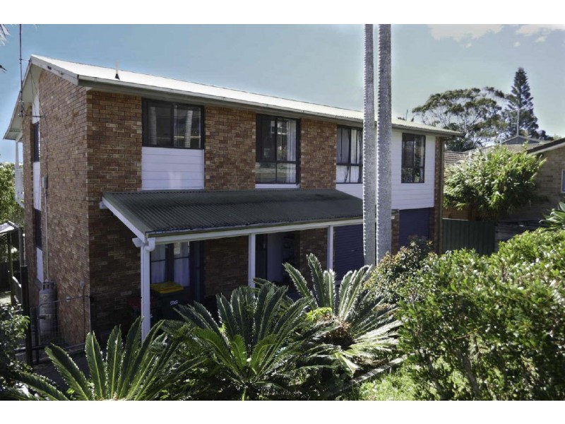 11  Bells Close, Forster NSW 2428