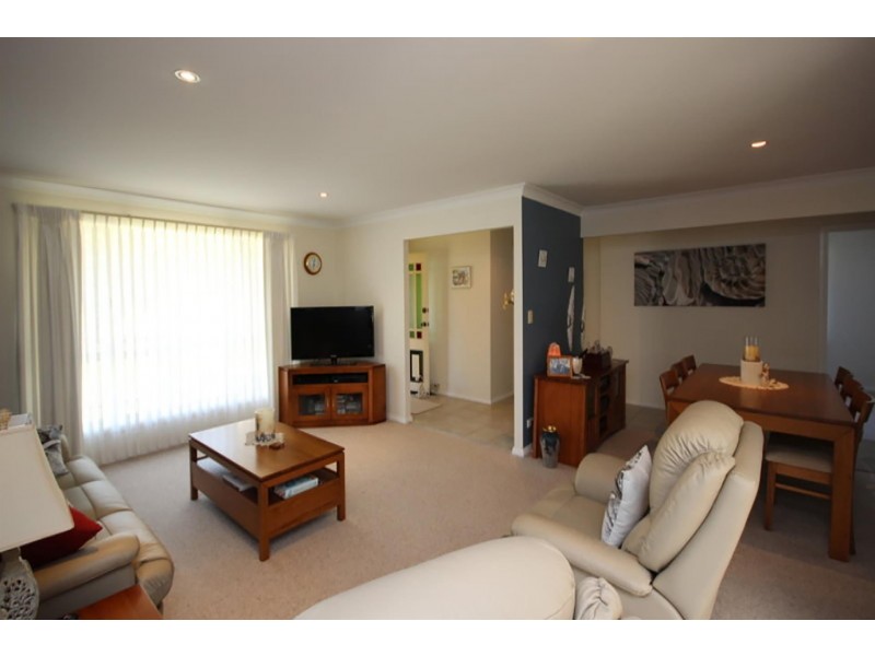 18  Hesper Drive, Forster NSW 2428