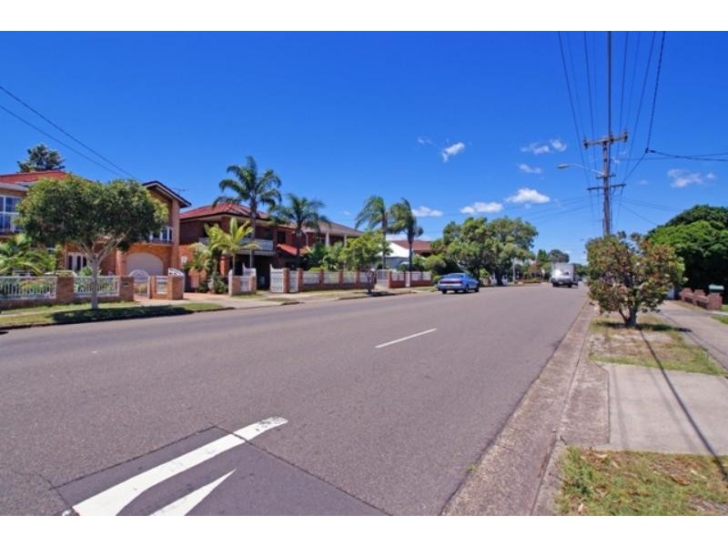 3 O’Connell St, Monterey NSW 2217