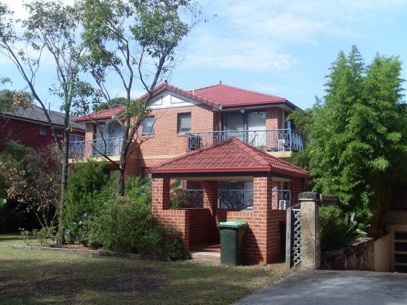 7 Derwent St, South Hurstville NSW 2221