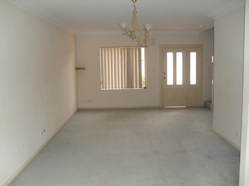 133 Russell Ave, Dolls Point NSW 2219