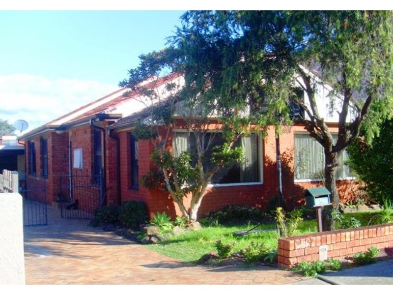 14 Hollywood St, Monterey NSW 2217