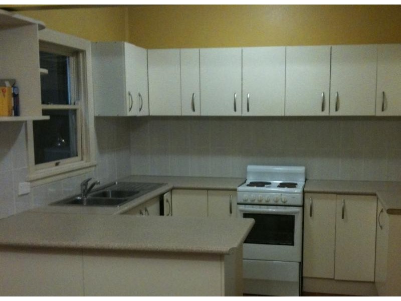 76 Ogilvy  St, Peakhurst NSW 2210