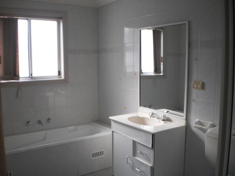 47 West St, Hurstville NSW 2220