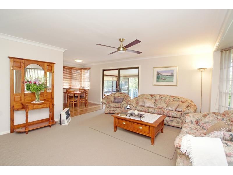 115 Garnet Rd, Gymea NSW 2227