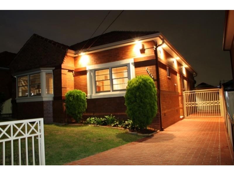 11 Fortescue St, Bexley North NSW 2207