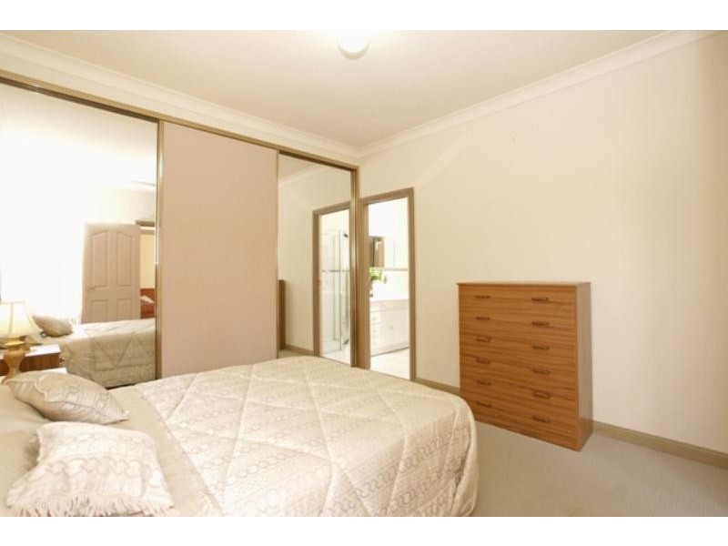 2/192 Chuter Ave, Sans Souci NSW 2219