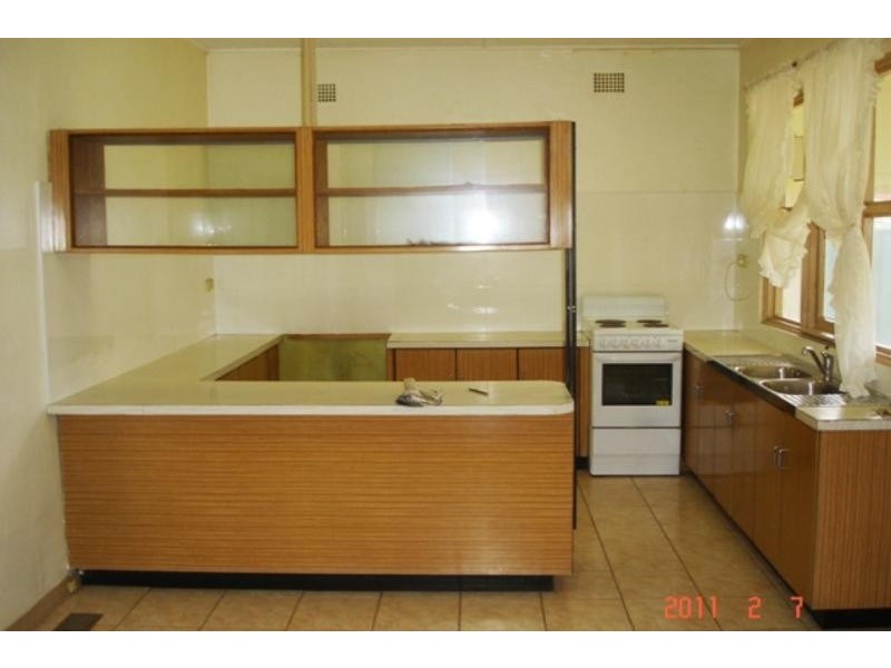 43 Edward St, Carlton NSW 2218