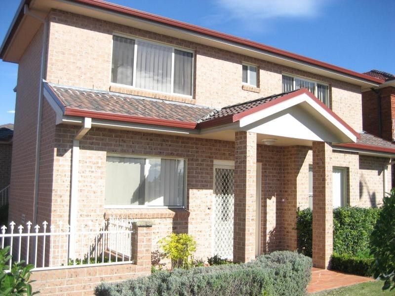 1/259 Woniora Rd, Blakehurst NSW 2221