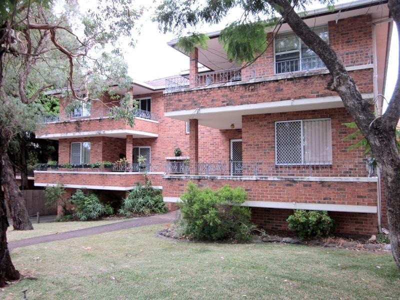 394 Railway Pde, Carlton NSW 2218
