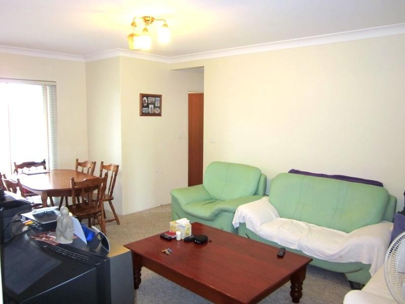 394 Railway Pde, Carlton NSW 2218