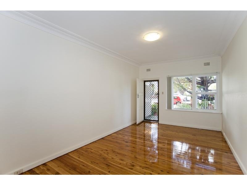 15 Caledonian St, Bexley NSW 2207