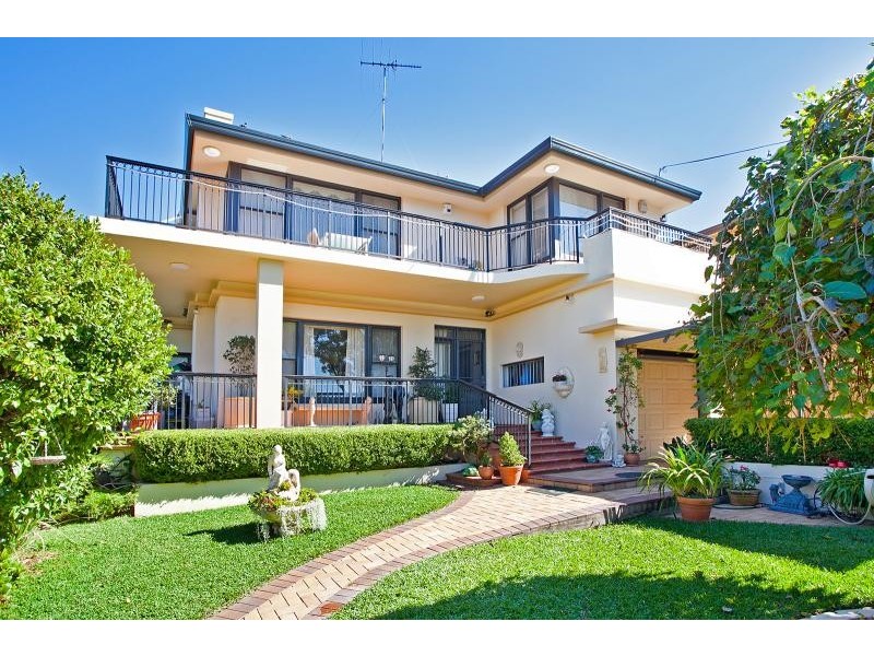 63 Carwar Ave, Carss Park NSW 2221