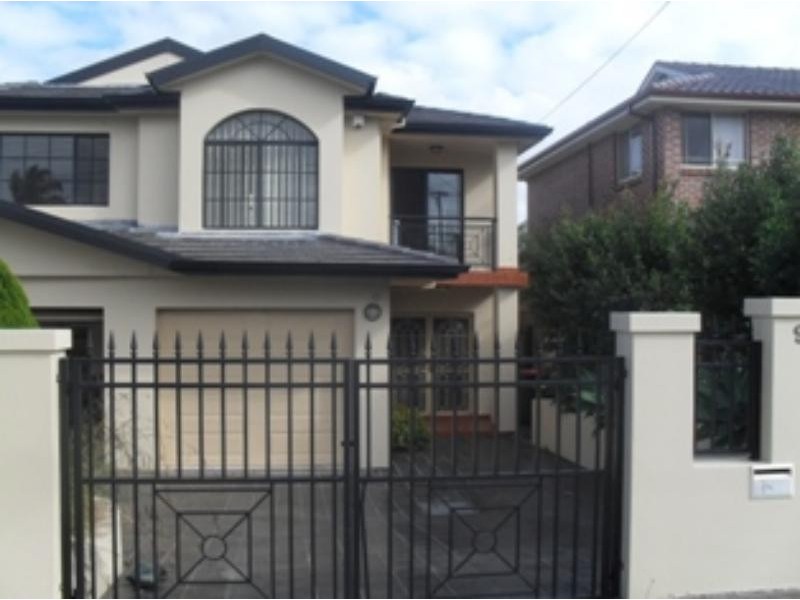 9a Carrington St, Bexley NSW 2207