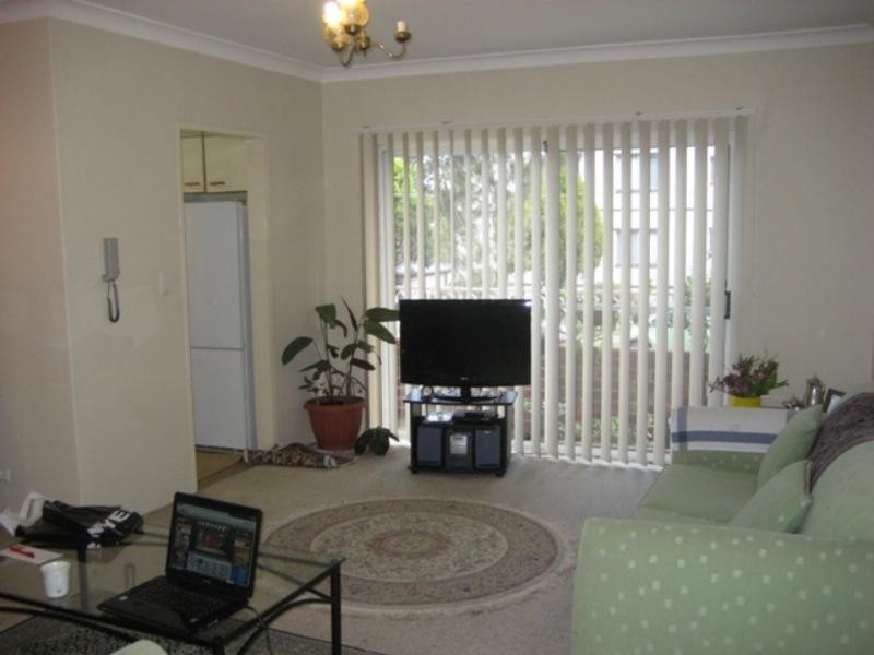 1/26-30 Hampton Court Rd, Carlton NSW 2218