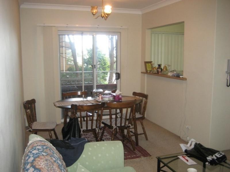 1/26-30 Hampton Court Rd, Carlton NSW 2218